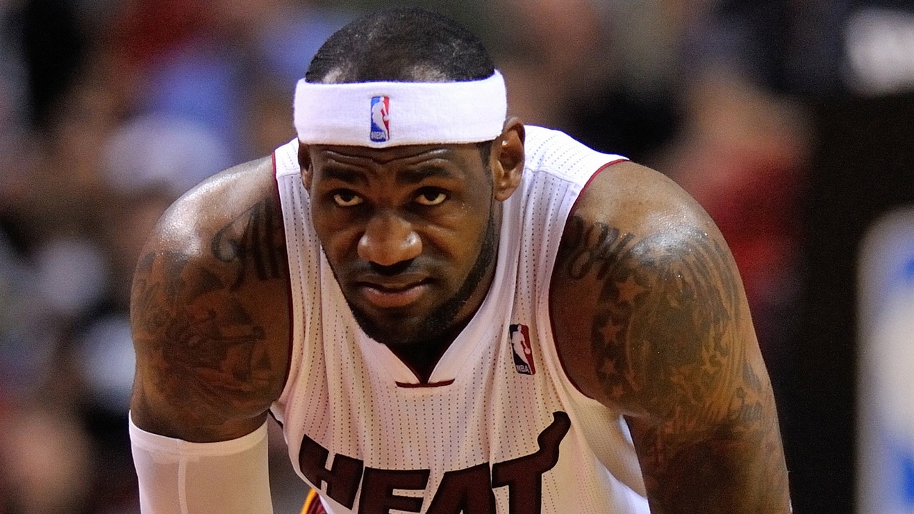 With top seed — and MVP — in sight, LeBron doing his thing again